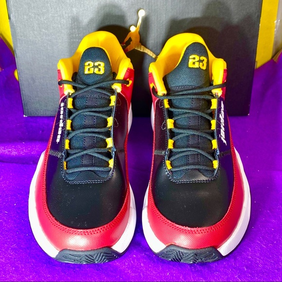Jordan Max Aura 3 SE Gym Red Black University Gold DJ6245 607 Men’s 7 Wmns 8.5 - Picture 3 of 12